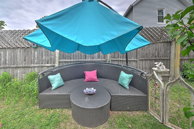 361 30th St SE, Cedar Rapids, IA 52403 - view of patio