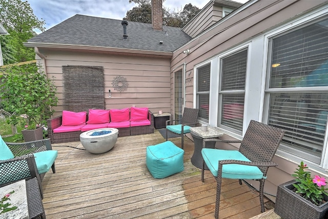 361 30th St SE, Cedar Rapids, IA 52403 - wooden terrace with outdoor lounge area