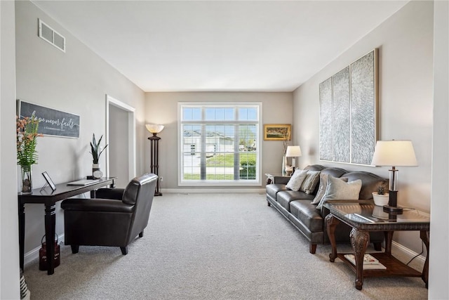 2545 Silver Oak Trl, Marion, IA 52302 - living area featuring carpet flooring and baseboards