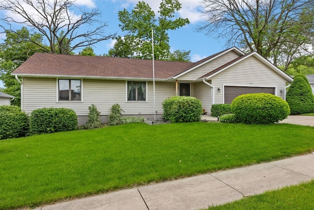 1042 Arthur Dr NW, Cedar Rapids, IA 52405 - ranch-style house featuring a garage, a shingled roof, a front lawn, and driveway