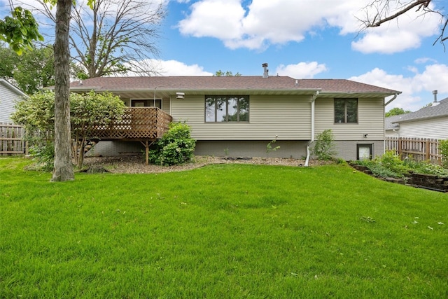 1042 Arthur Dr NW, Cedar Rapids, IA 52405 - back of house featuring a deck and roof with shingles