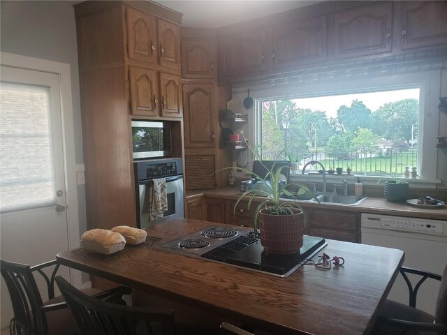 302 N Cherry St, Mechanicsville, IA 52306 - photo 4