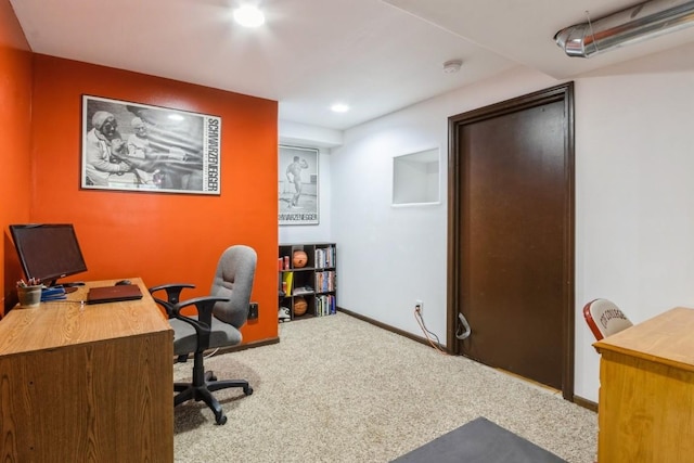 2806 Dawn Ave SW, Cedar Rapids, IA 52404 - carpeted home office featuring baseboards and recessed lighting