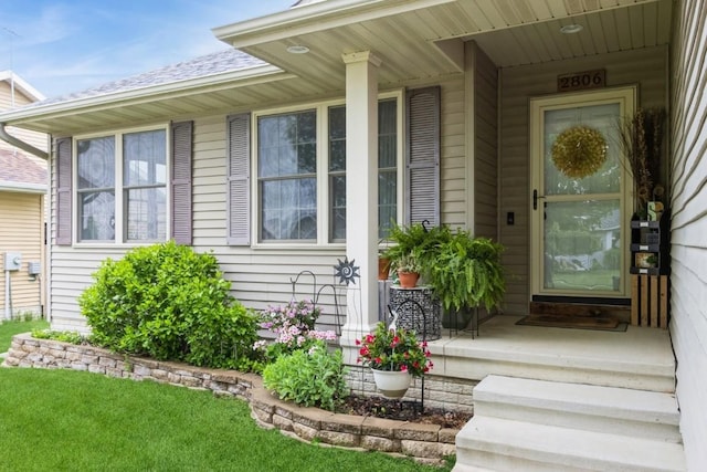 2806 Dawn Ave SW, Cedar Rapids, IA 52404 - view of exterior entry featuring covered porch