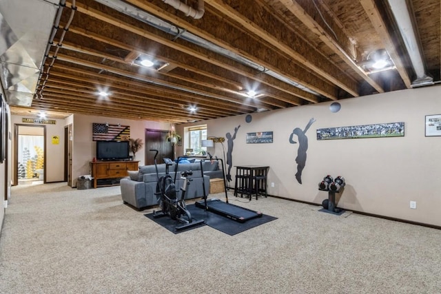 2806 Dawn Ave SW, Cedar Rapids, IA 52404 - workout room with carpet and baseboards