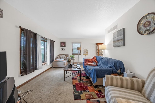 2623 Iris Ave NW, Cedar Rapids, IA 52405 - living area with carpet