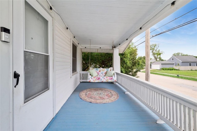 619 I Ave NW, Cedar Rapids, IA 52405 - view of covered porch