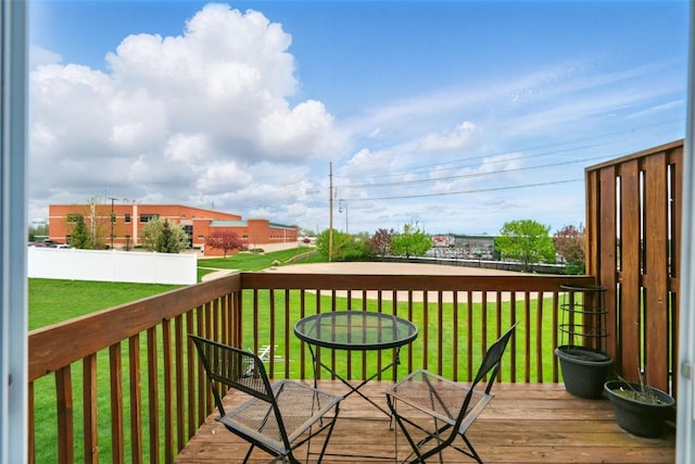 2900 Samuel Ct SW Unit D, Cedar Rapids, IA 52404 - wooden deck featuring a yard