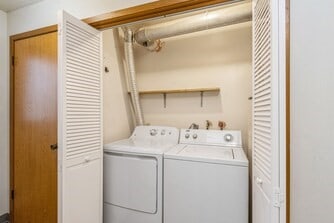 740 Westwind Dr Unit 2, Iowa City, IA 52246 - photo 4