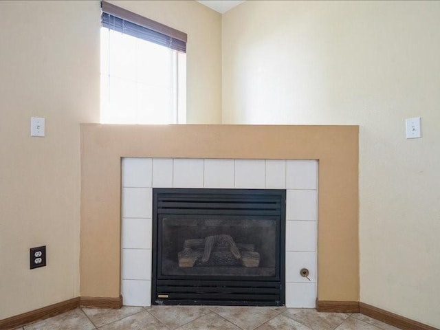 1200 Murray St NE Unit 1, Cedar Rapids, IA 52402 - detailed view of a fireplace and baseboards