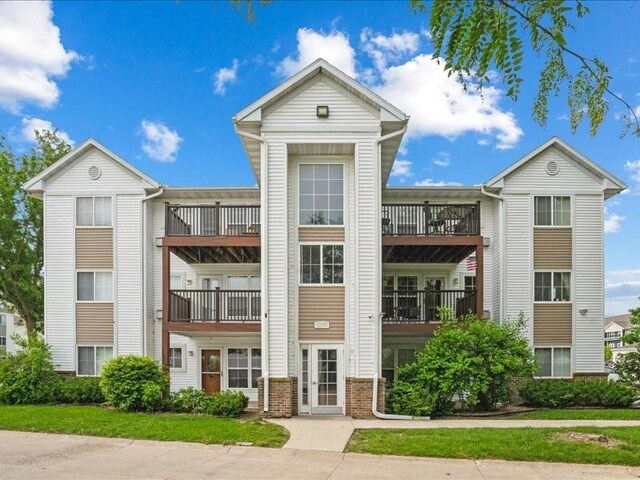 1200 Murray St NE Unit 1, Cedar Rapids, IA 52402 - view of property