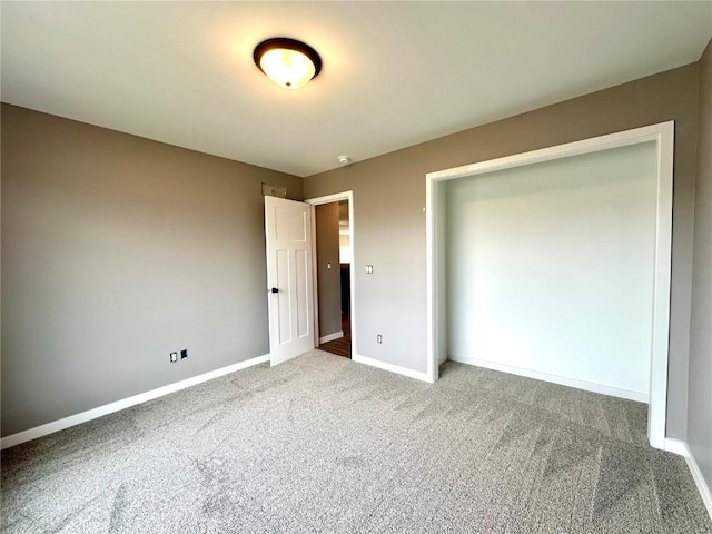 914 Juneberry Dr, Palo, IA 52324 - unfurnished bedroom featuring carpet floors and baseboards
