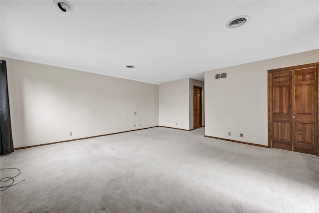 4633 Northwood Dr NE, Cedar Rapids, IA 52402 - unfurnished room featuring light colored carpet and baseboards