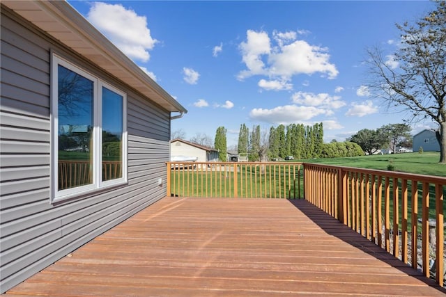 6405 Hillcrest Rd, Cedar Rapids, IA 52404 - wooden terrace with a yard