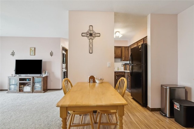 1015 Woodland Heights Ct SE Unit 14, Cedar Rapids, IA 52403 - dining room with baseboards
