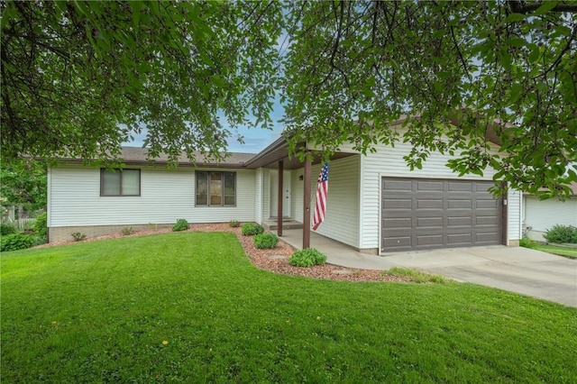 109 Oreole NE, Solon, IA 52333 - single story home with a garage, a front lawn, and concrete driveway