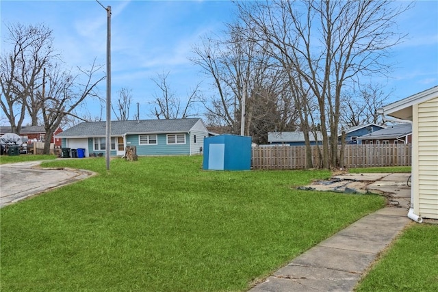 281 NW Jacolyn Dr, Cedar Rapids, IA 52405 - view of yard