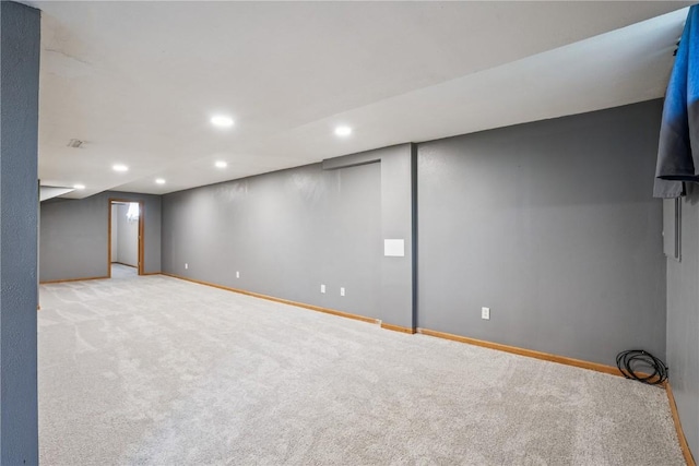 925 Rolling Creek Dr NE, Cedar Rapids, IA 52402 - finished basement featuring carpet floors and recessed lighting