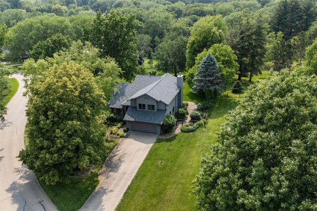 13 S View Dr NE, Iowa City, IA 52240 - aerial view of property and surrounding area featuring a heavily wooded area