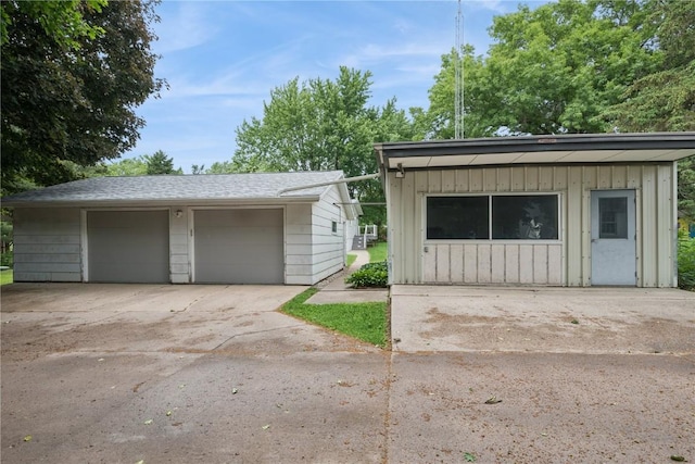 1805 4th Ave, South Amana, IA 52334 - view of detached garage