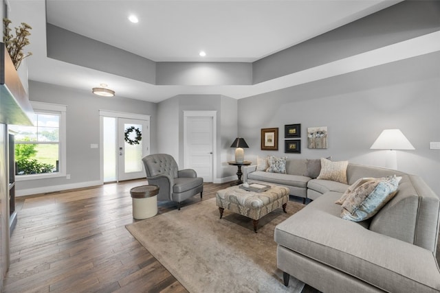 6318 Rapids Ridge Rd NE, Cedar Rapids, IA 52411 - living room with hardwood / wood-style flooring, baseboards, recessed lighting, and a raised ceiling