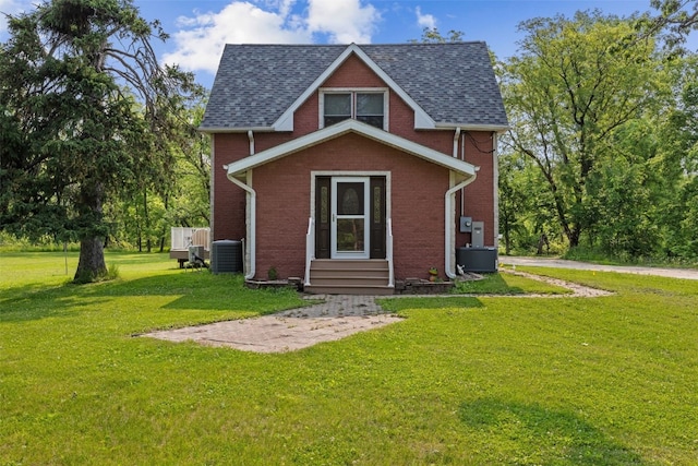 4427 J St SW, Cedar Rapids, IA 52404 - view of outdoor structure featuring central air condition unit