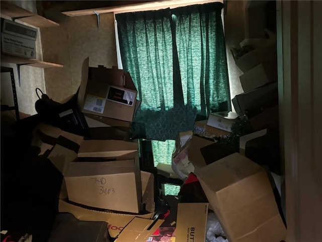321 E 2nd St, Washington, IA 52353 - view of miscellaneous room