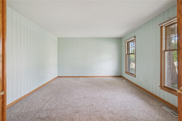 7604 Princeton Dr NE, Cedar Rapids, IA 52402 - photo 6