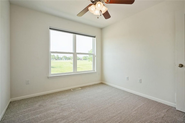 3092 Sherwood Dr, Marion, IA 52302 - empty room featuring carpet and a ceiling fan