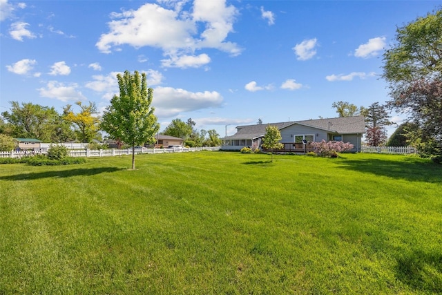 4324 C Ave NE, Cedar Rapids, IA 52402 - view of yard