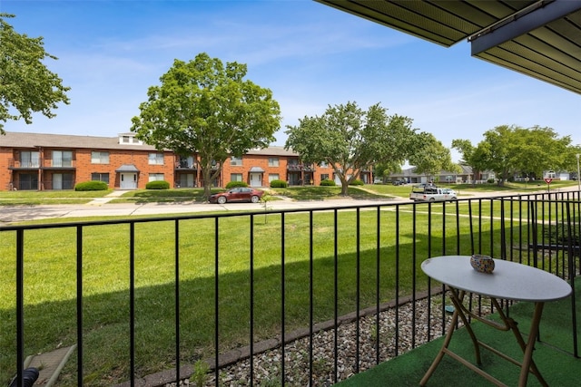 849 Kerry Ln SE Unit 49, Cedar Rapids, IA 52403 - balcony with a residential view