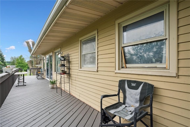 331 Lake View Dr NE, Solon, IA 52333 - view of wooden terrace