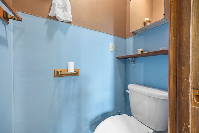 502 5th Ave, Clarence, IA 52216 - bathroom with toilet