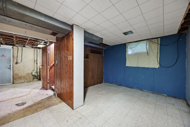 331 36th St NE, Cedar Rapids, IA 52402 - finished below grade area with tile patterned floors