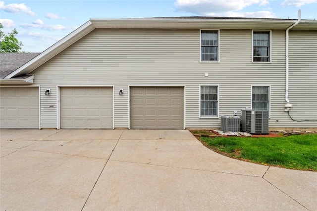 207 Cayman St, Iowa City, IA 52245 - photo 23