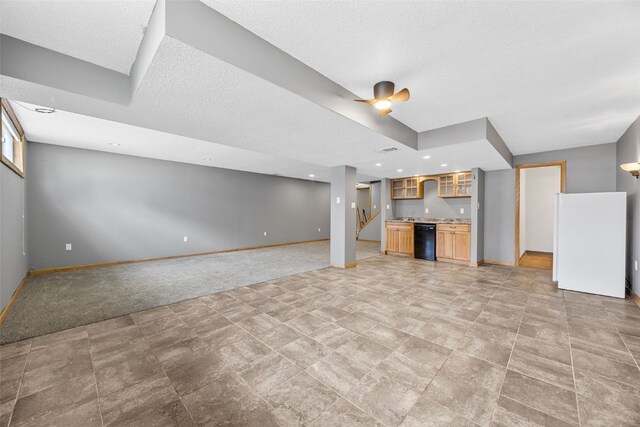 7001 Surrey Dr NE, Cedar Rapids, IA 52402 - photo 36