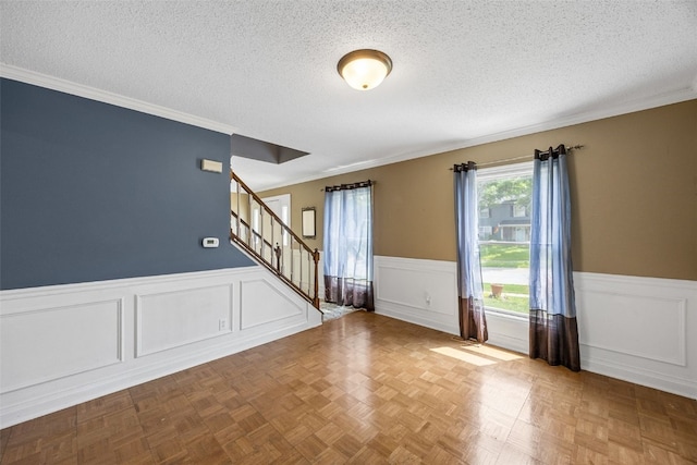 7001 Surrey Dr NE, Cedar Rapids, IA 52402 - photo 18