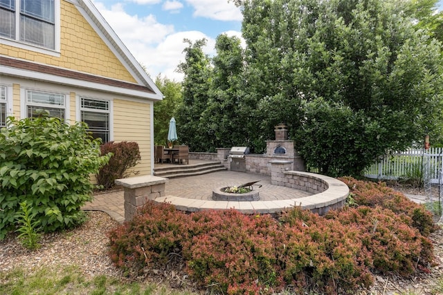 508 W 5th St, Vinton, IA 52349 - view of patio / terrace