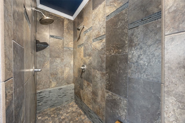 508 W 5th St, Vinton, IA 52349 - full bath with ornamental molding and tiled shower