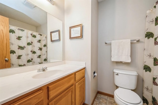 3516 Stoneview Cir, Cedar Rapids, IA 52404 - bathroom featuring vanity and toilet