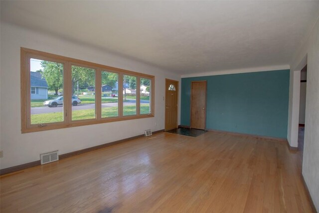 3849 Vine Ave SE, Cedar Rapids, IA 52403 - photo 7