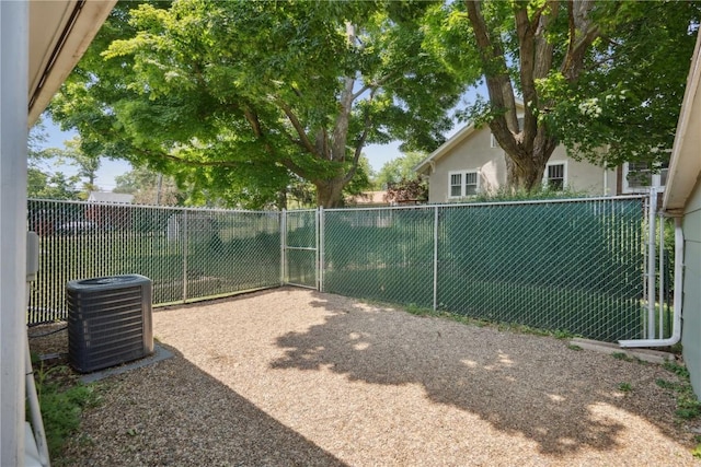 1802 9th Ave, Belle Plaine, IA 52208 - view of yard