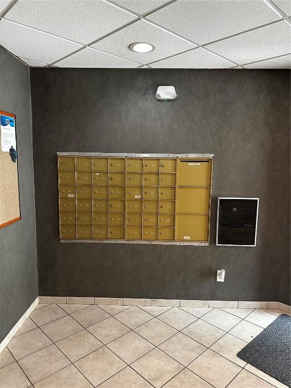 400 1st St SE Unit 410, Cedar Rapids, IA 52401 - surrounding community featuring mail area and a paneled ceiling