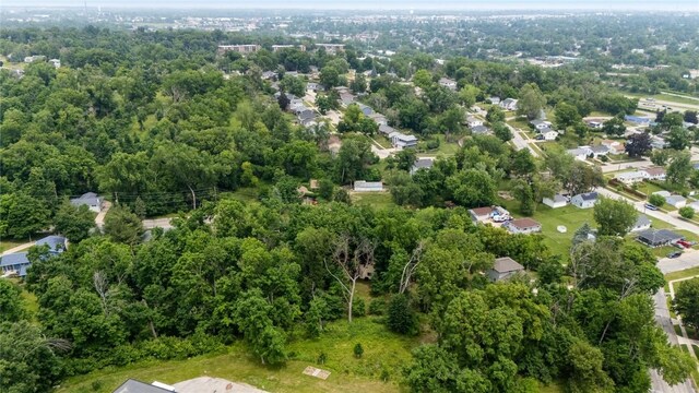 2145 Coldstream Ave NE, Cedar Rapids, IA 52402 - aerial view of a heavily wooded area