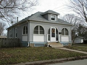 1928 H St, Iowa City, IA 52240 - view of front facade