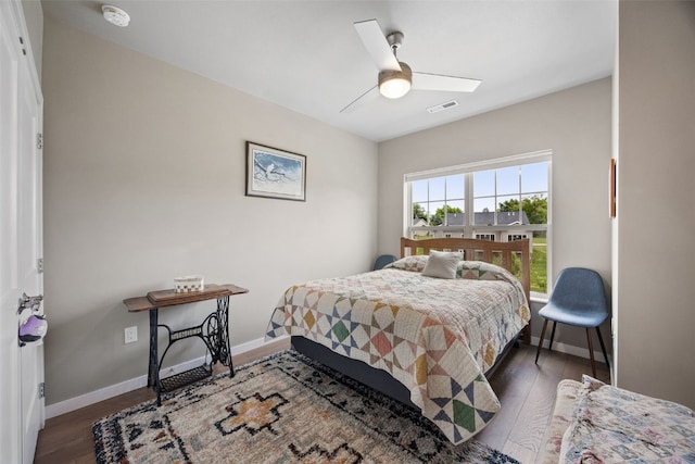 260 N Scott Blvd Unit 201, Iowa City, IA 52245 - bedroom with wood finished floors and a ceiling fan