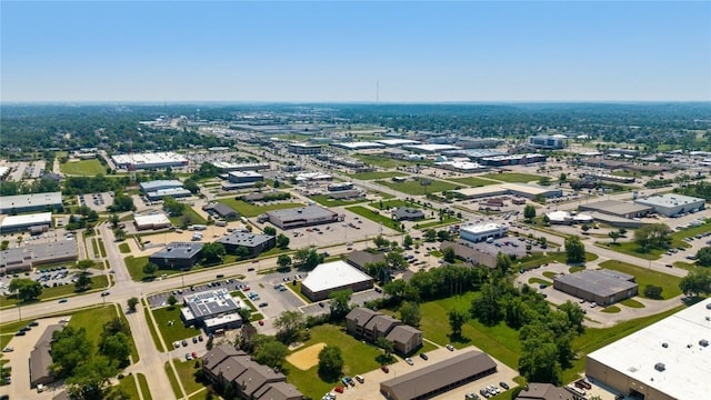 250 Cimarron Dr NE, Hiawatha, IA 52233 - drone / aerial view