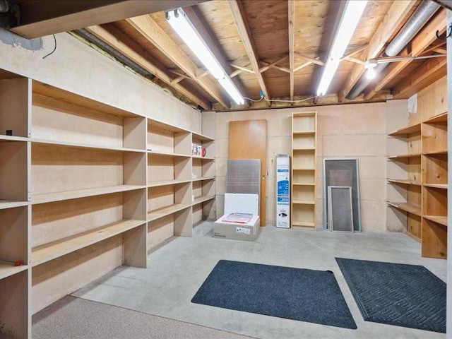 8 25th Ave SW, Cedar Rapids, IA 52404 - view of unfinished basement