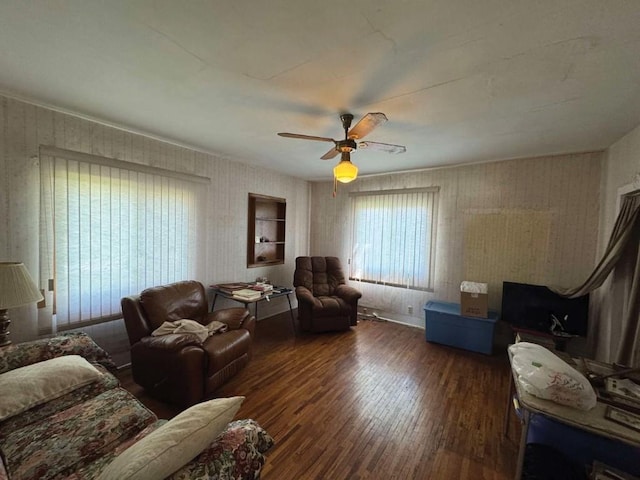 3367 Frost Ave, Brandon, IA 52210 - living area featuring wood finished floors and a ceiling fan