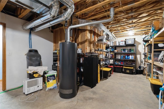 765 34th Ave, Marion, IA 52302 - unfinished below grade area with water heater